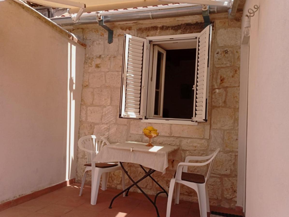 Ana Apartments Vis Exterior foto